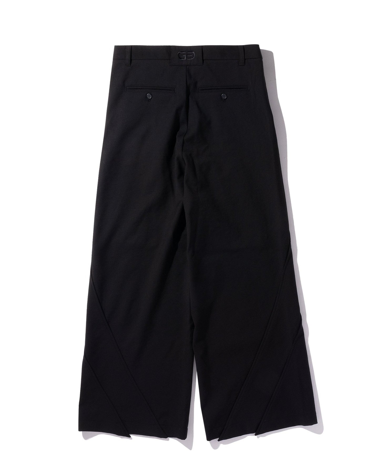 TUCK BAGGY PANTS