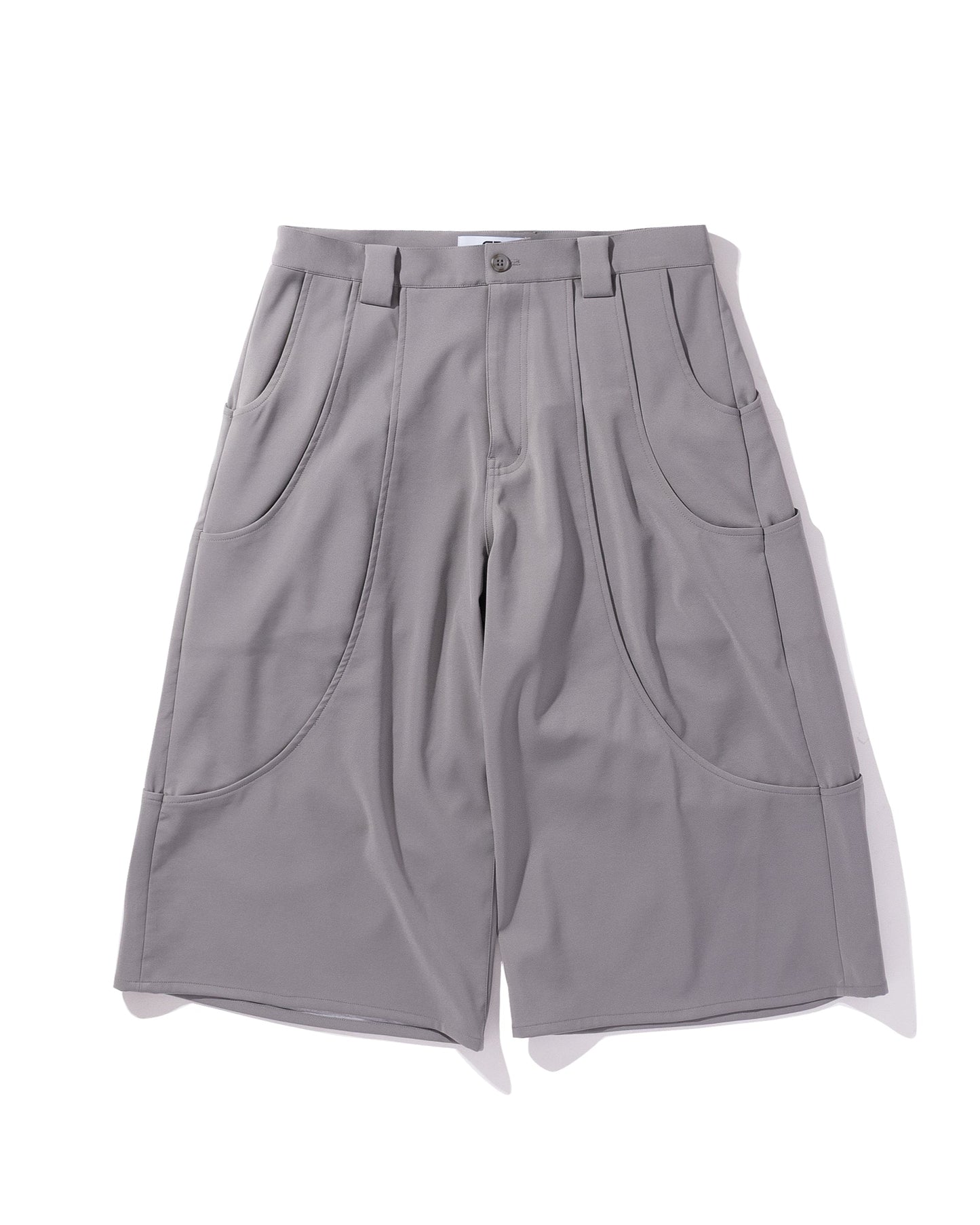 TUCK WIDE SHORTS