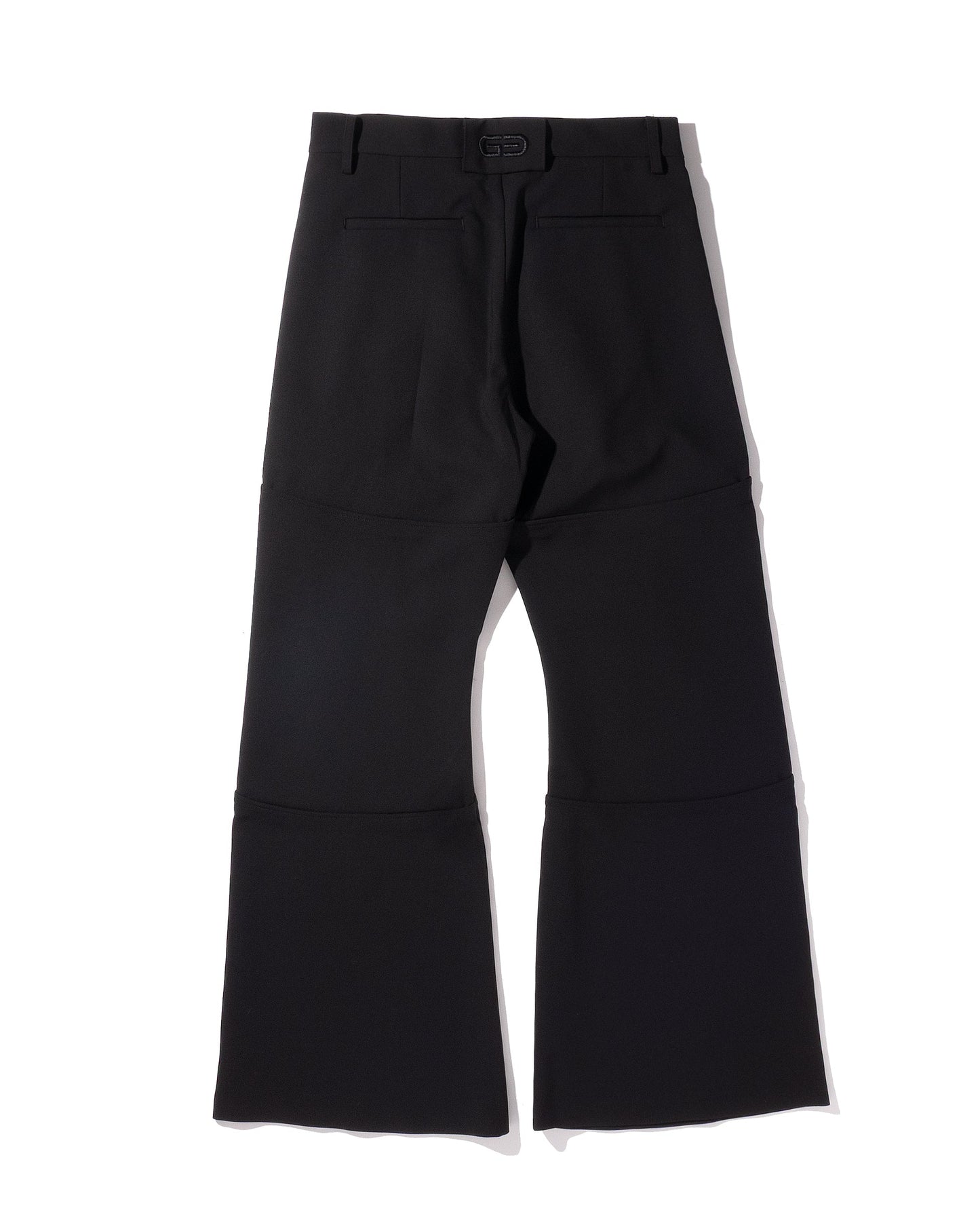 4TUCK FLARE PANTS