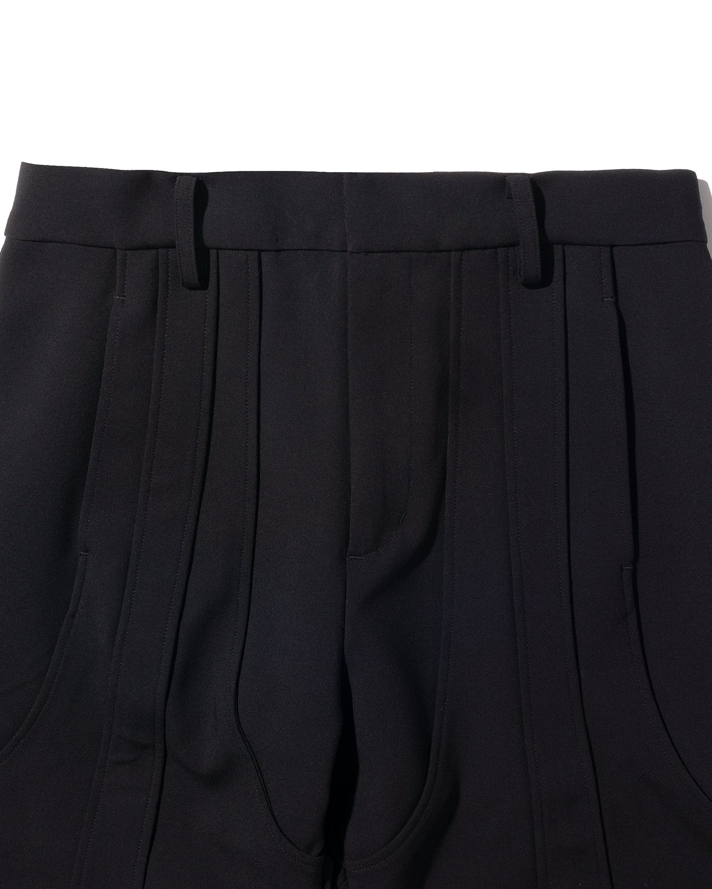 4TUCK FLARE PANTS