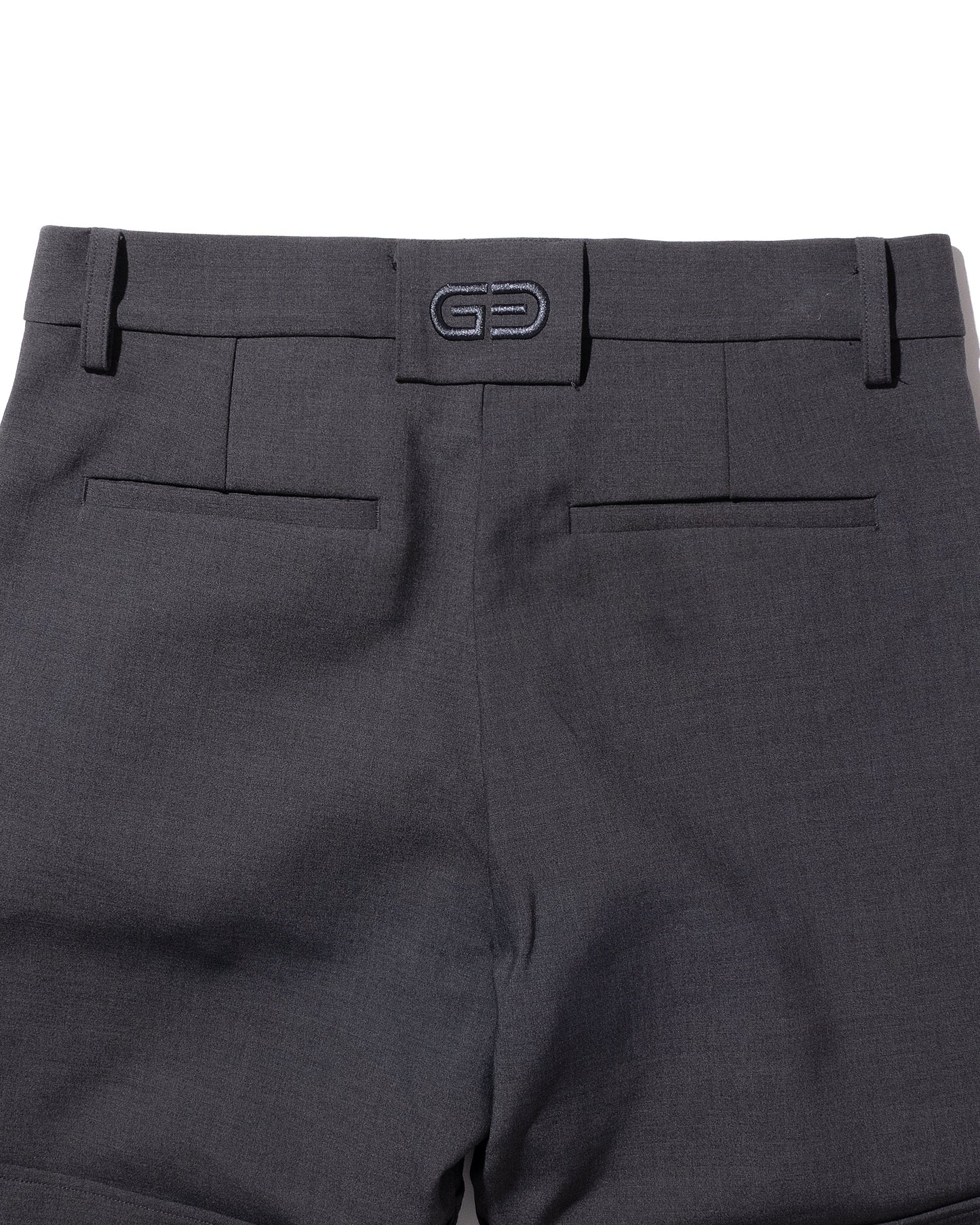 4TUCK FLARE PANTS