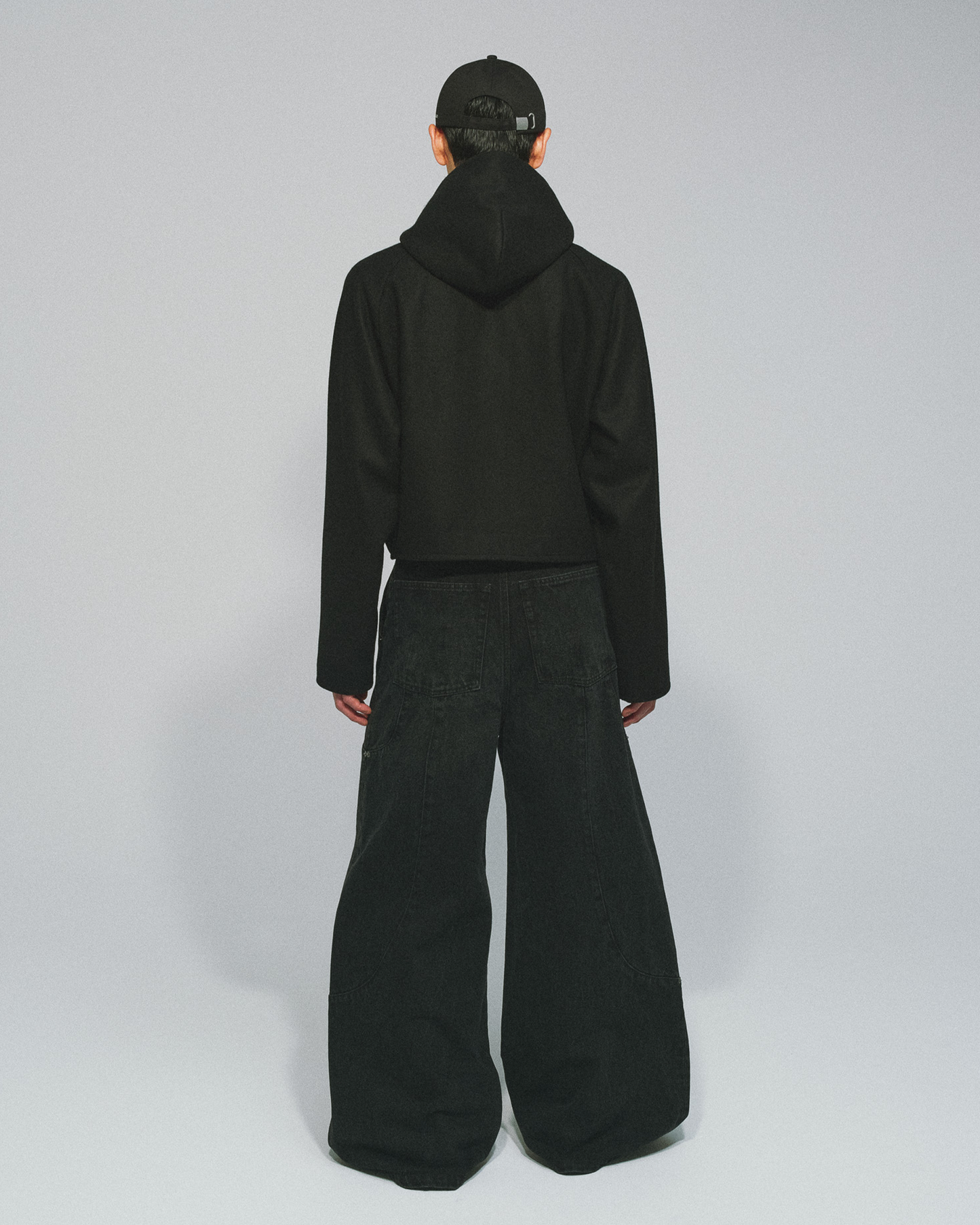 TUCK WIDE DENIM PANTS
