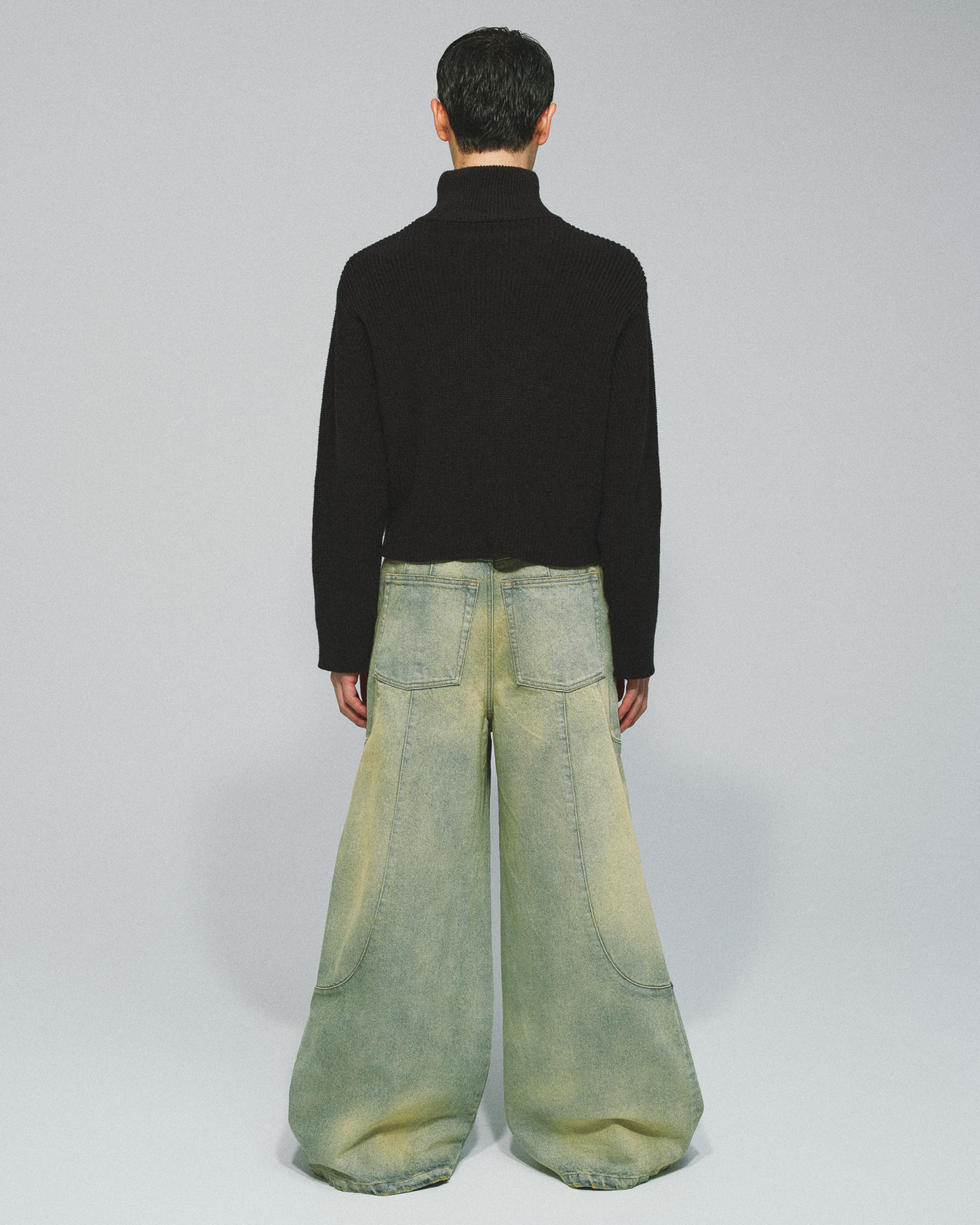 TUCK WIDE DENIM PANTS