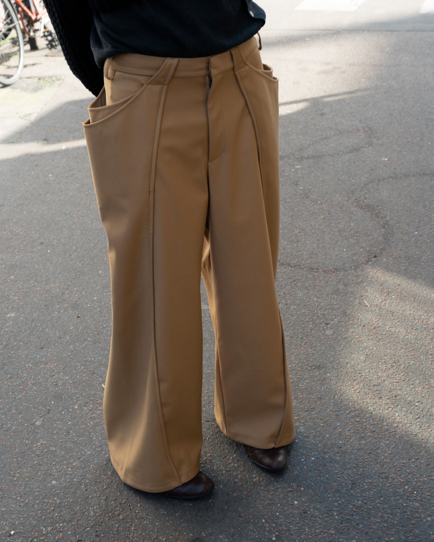 DOUBLE POCKETS WIDE PANTS