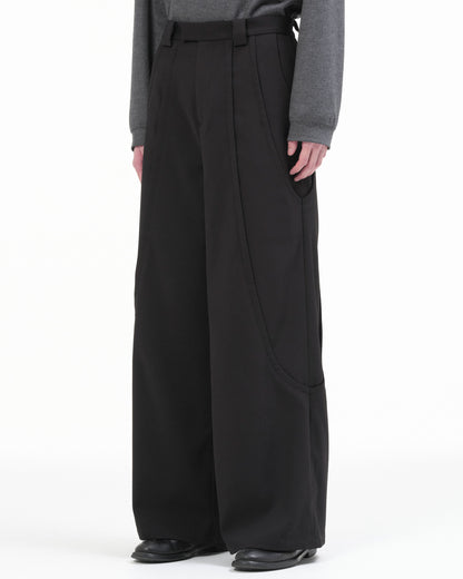 TUCK WIDE PANTS