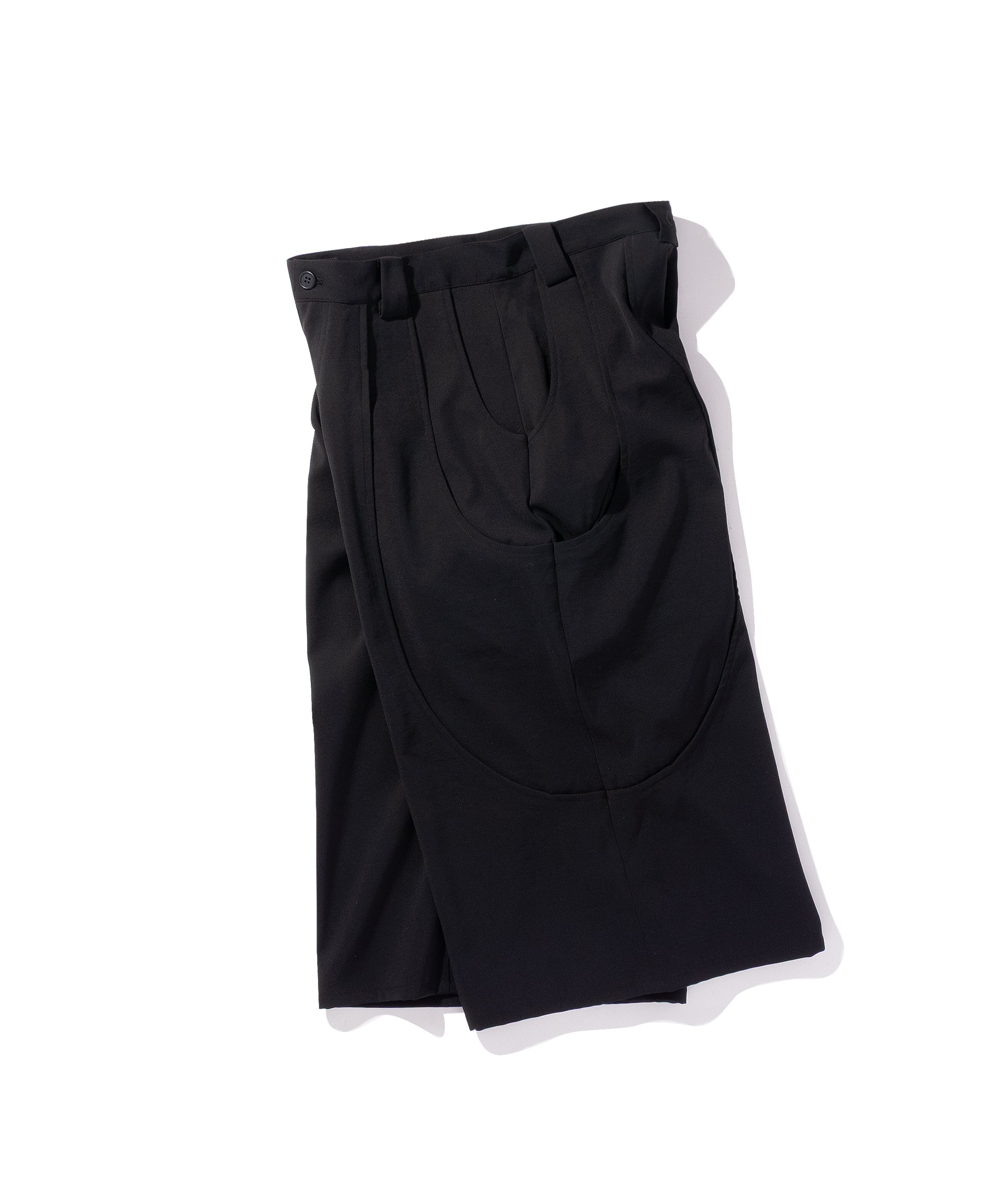 TUCK WIDE SHORTS – GOAT ESSENCE