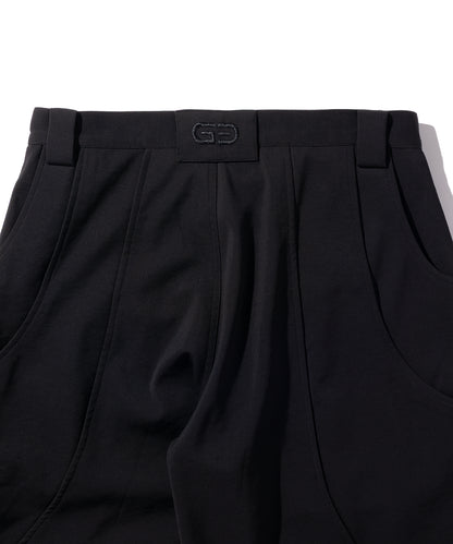 TUCK WIDE SHORTS