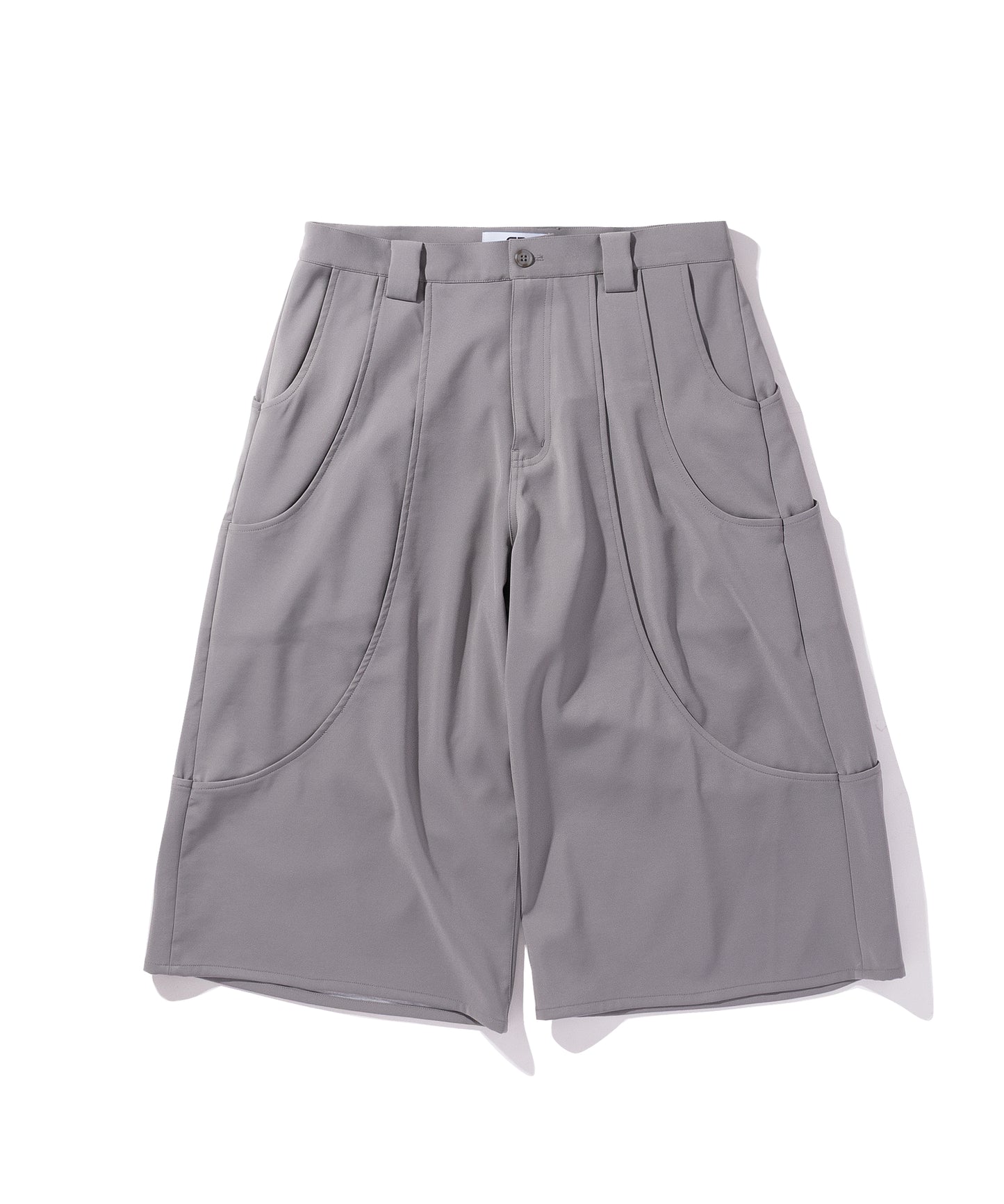 TUCK WIDE SHORTS