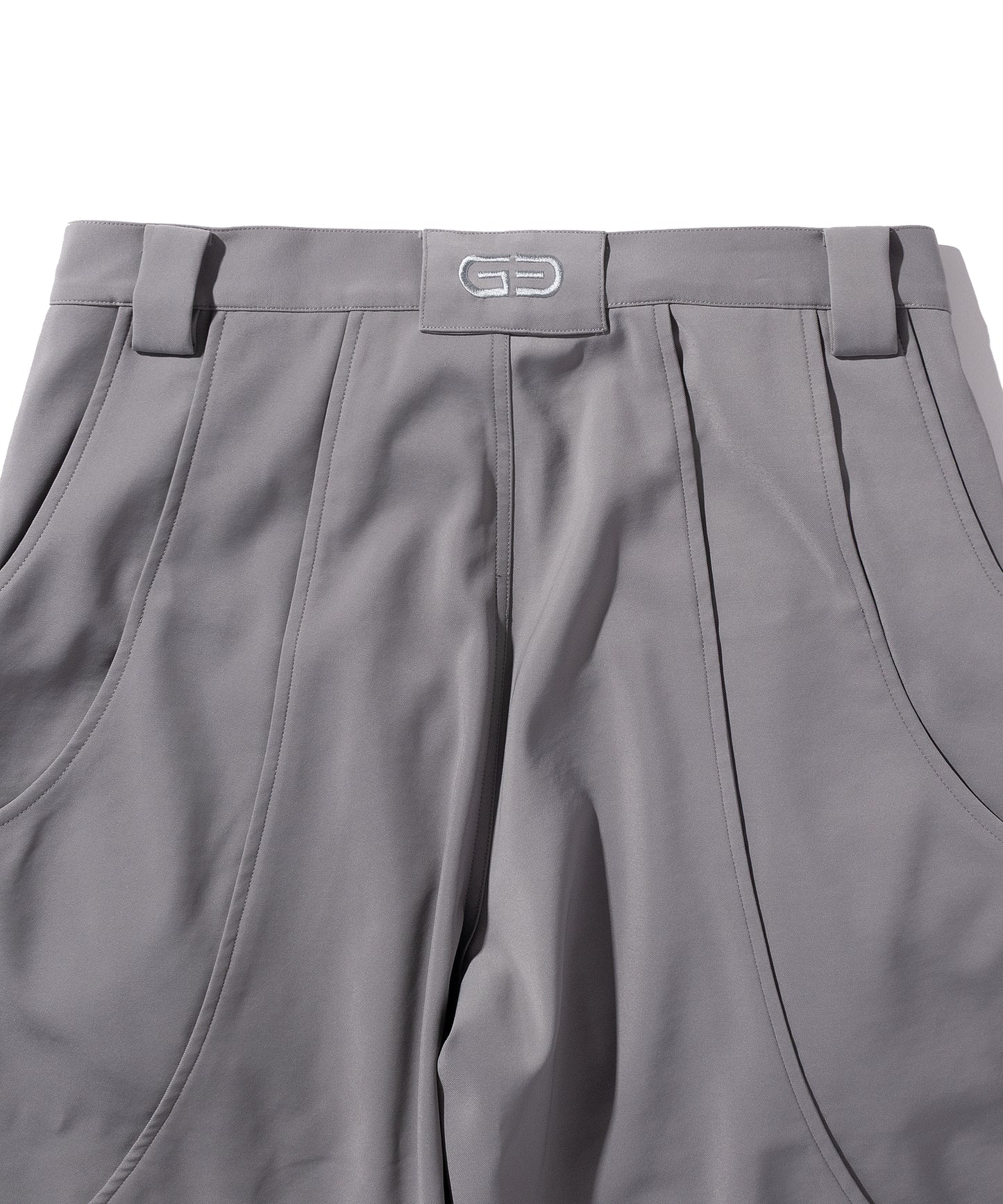 TUCK WIDE SHORTS