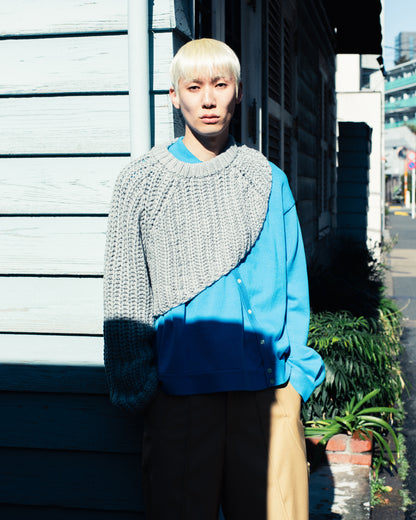 SHOULDER KNIT SWEATER