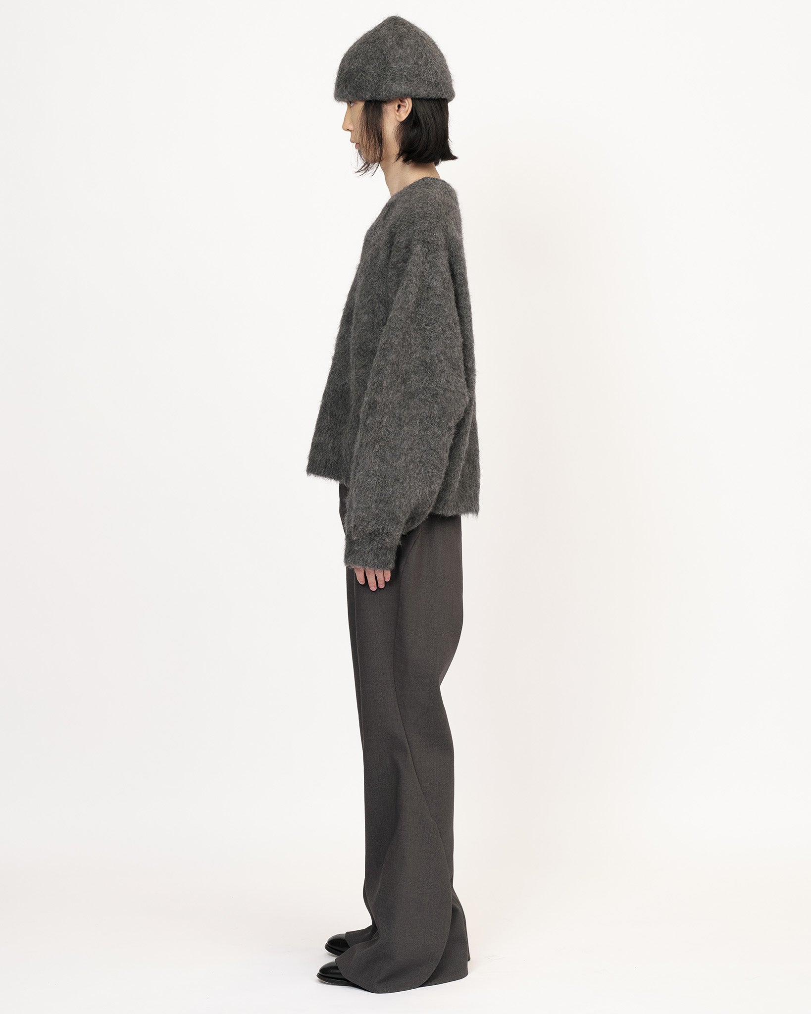 ALPACA V-NECK KNIT SWEATER – GOAT ESSENCE