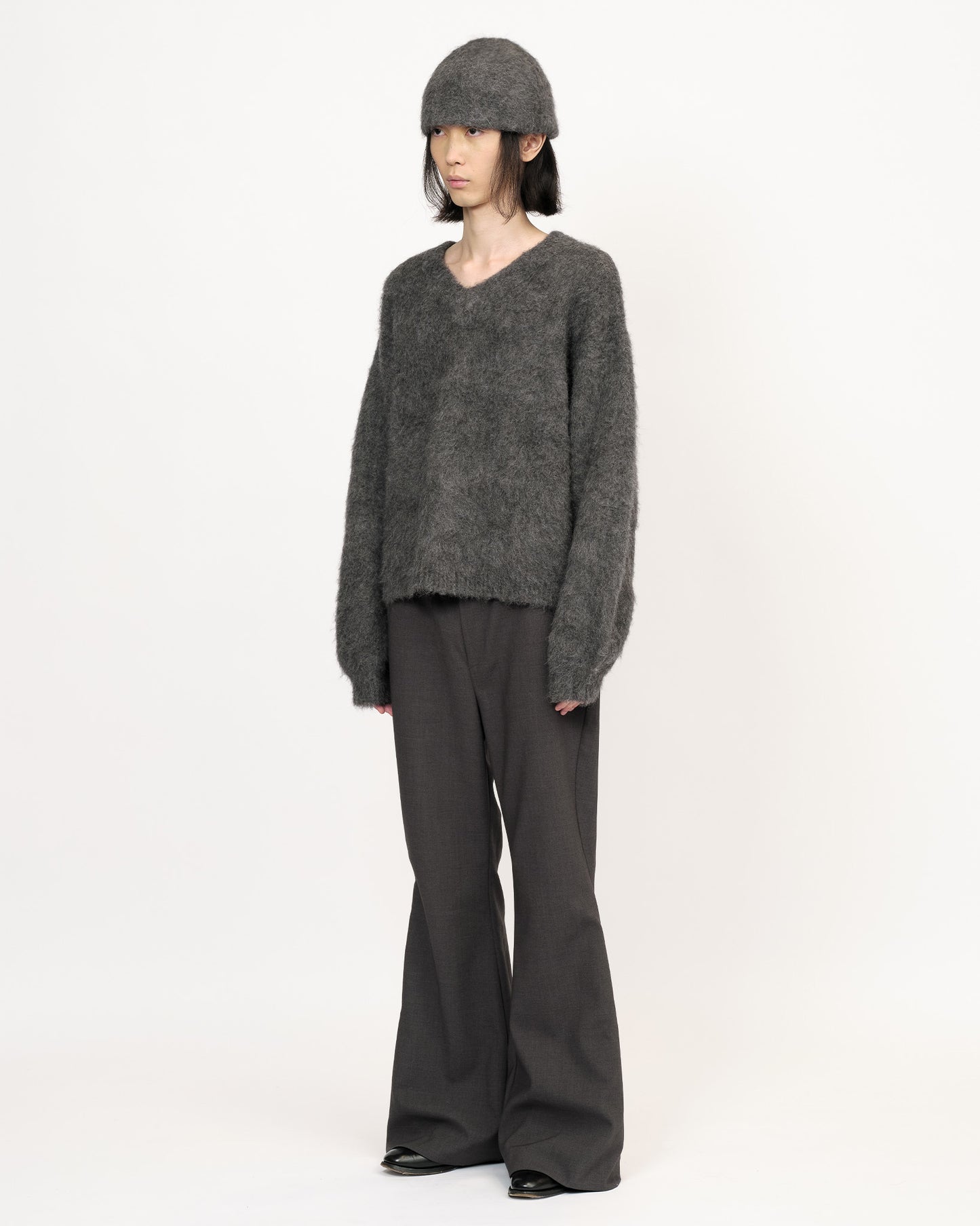 25AW ALPACA V-NECK KNIT SWEATER