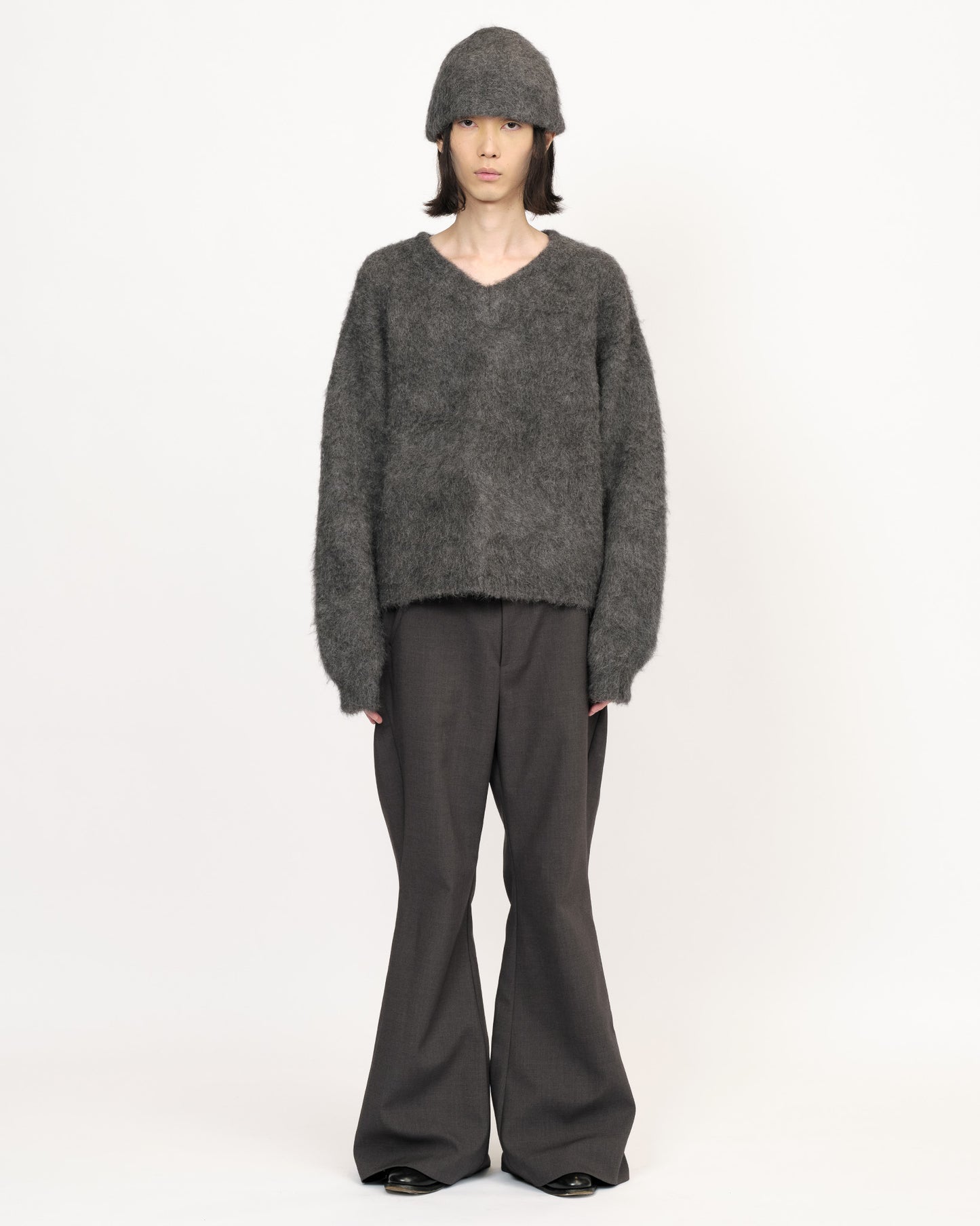 25AW ALPACA V-NECK KNIT SWEATER