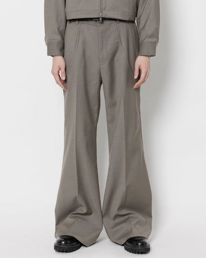 TUCK FLARE PANTS