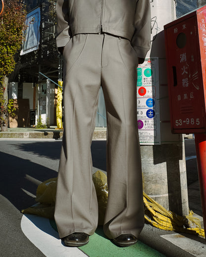 TUCK FLARE PANTS