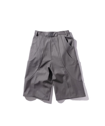 TUCK CURVE WIDE SHORTS
