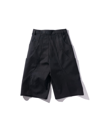 TUCK CURVE WIDE SHORTS