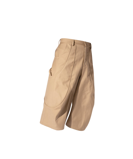 TUCK CURVE WIDE SHORTS